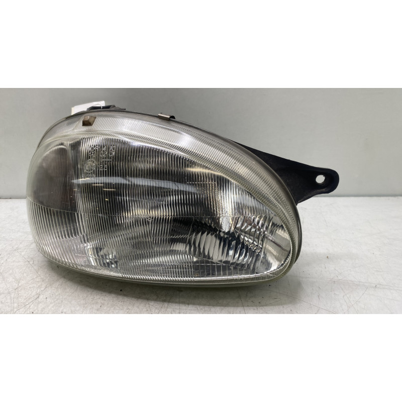 Optique avant principal droit (feux)(phare) OPEL CORSA B Photo n°1