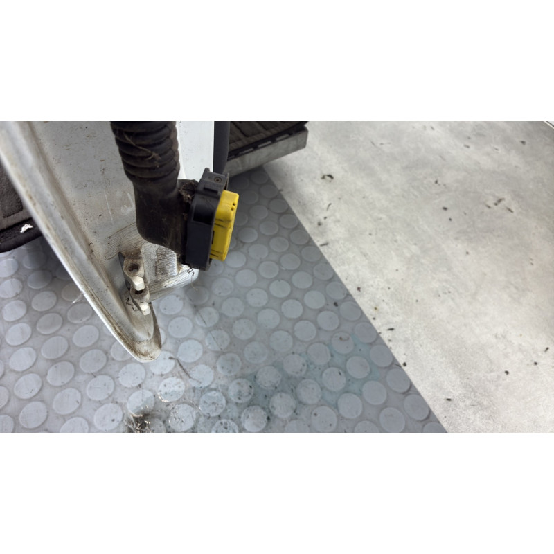 Porte avant droit RENAULT CLIO 2 Photo n°5