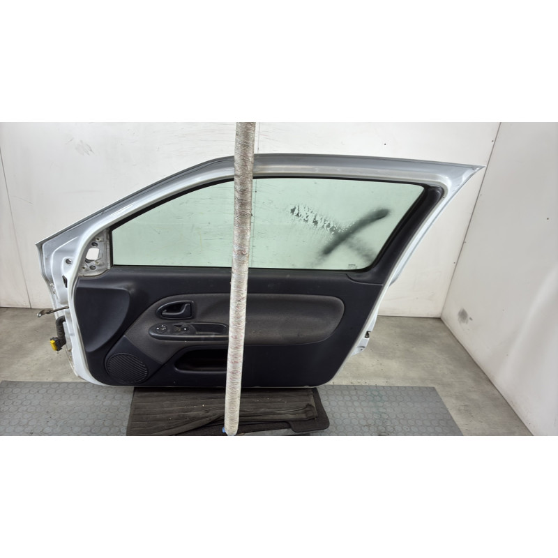 Porte avant droit RENAULT CLIO 2 Photo n°6