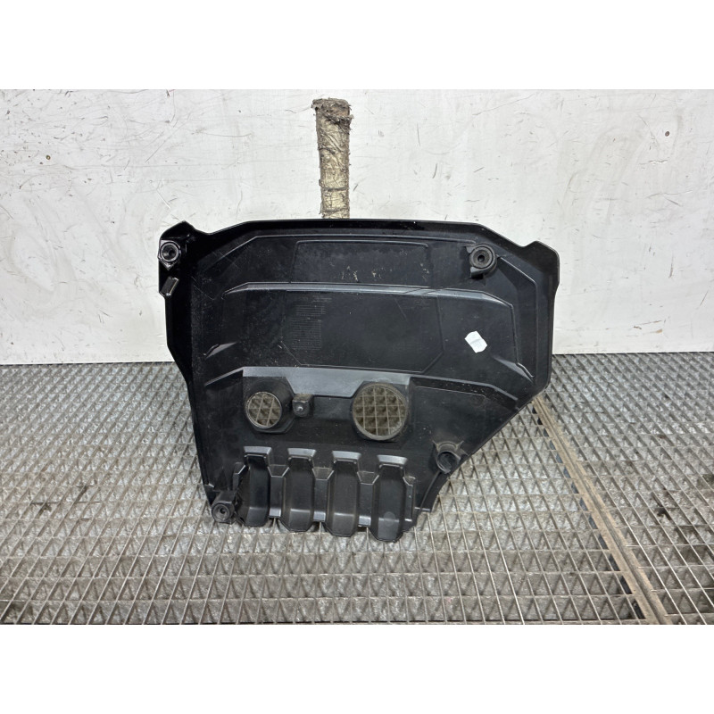 Cache moteur  AUDI Q2 Photo n°4