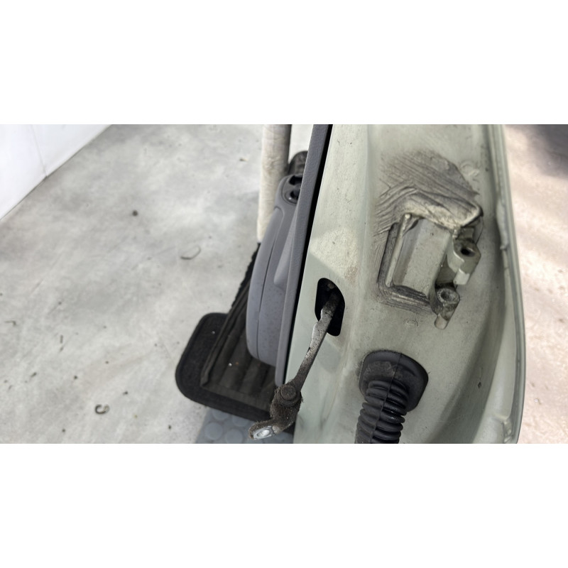 Porte avant gauche RENAULT MEGANE 1 Photo n°4