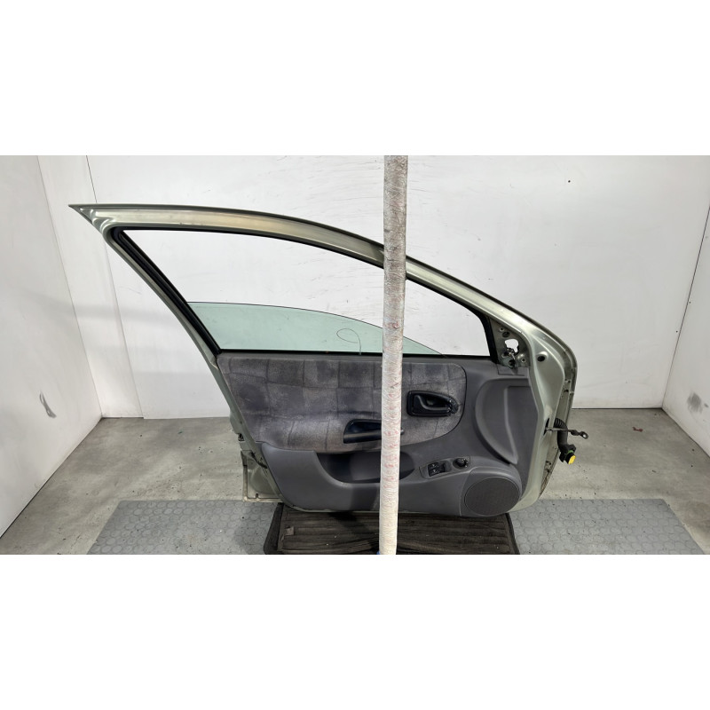 Porte avant gauche RENAULT MEGANE 1 Photo n°6