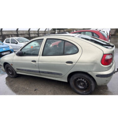 Porte avant gauche RENAULT MEGANE 1