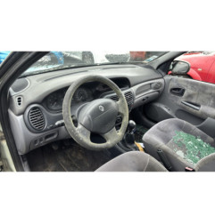 Porte avant gauche RENAULT MEGANE 1