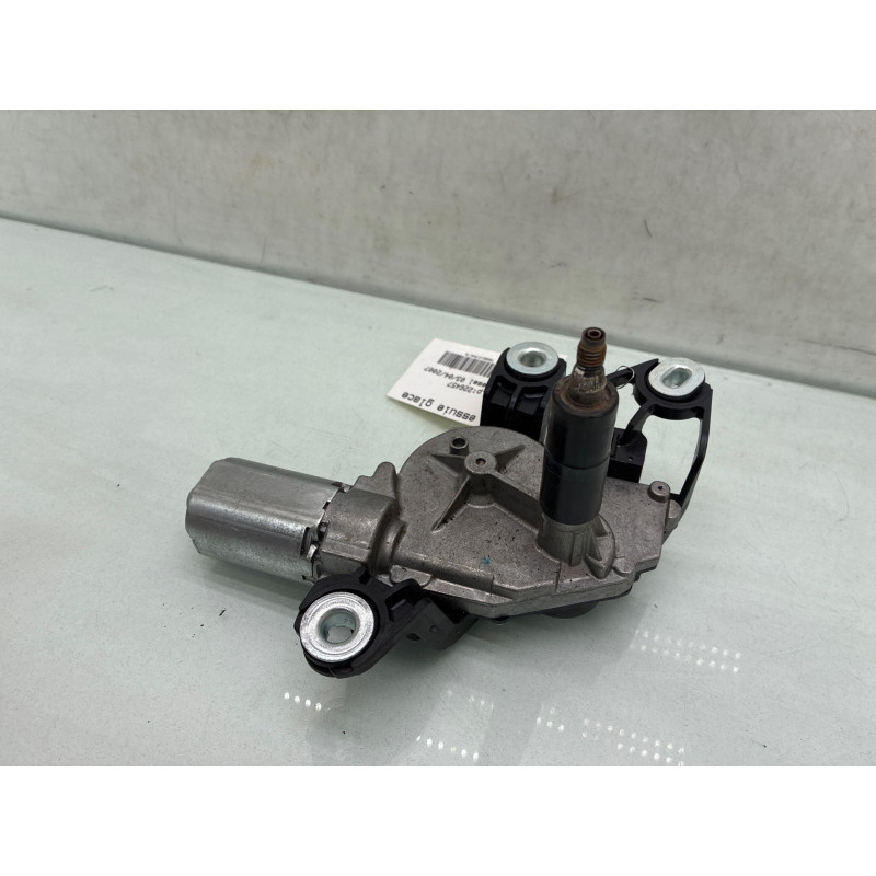 Moteur essuie glace arriere VOLKSWAGEN GOLF 5 Photo n°5