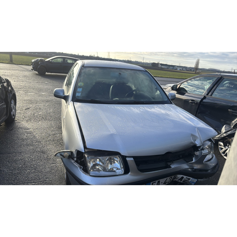 Plage arriere VOLKSWAGEN POLO 3 Photo n°8