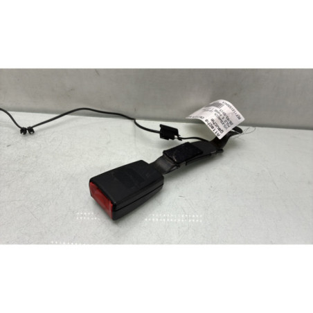 Attache ceinture avant gauche VOLKSWAGEN POLO 5