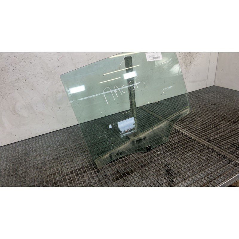 Vitre arriere gauche CITROEN C4 GRAND PICASSO 2 Photo n°2