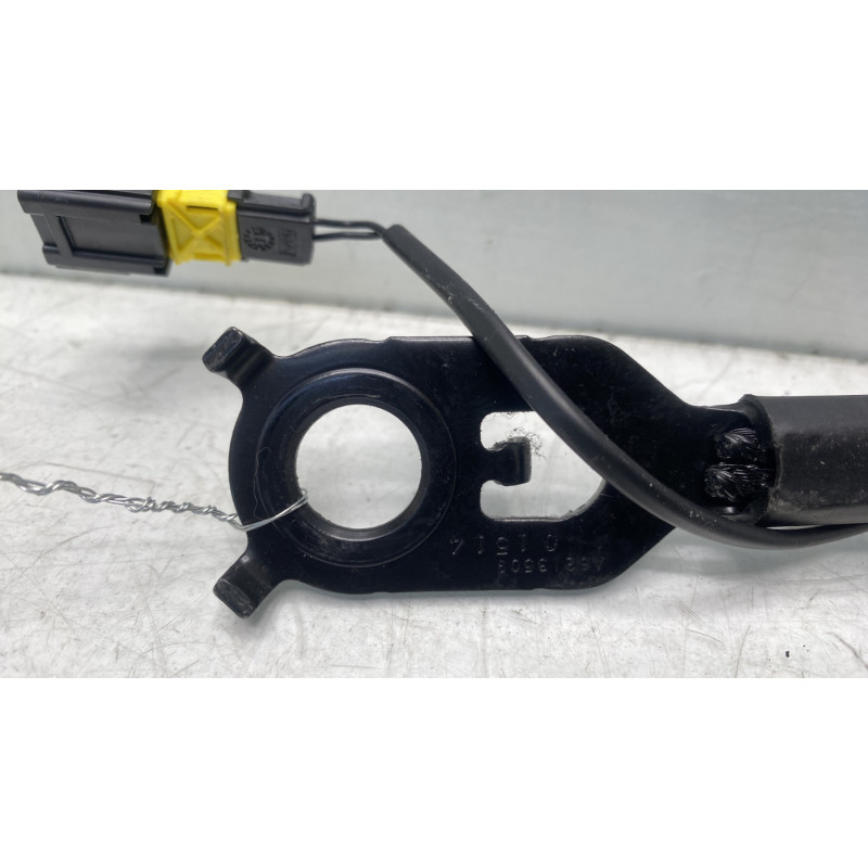 Attache ceinture avant droit CITROEN C4 GRAND PICASSO 2 Photo n°3