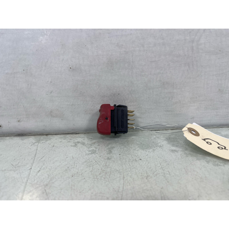 Bouton de warning RENAULT EXPRESS Photo n°2