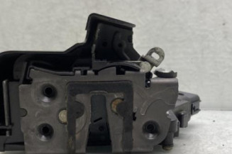 Serrure avant droit FORD FOCUS 2 Photo n°1