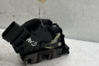 Serrure avant droit FORD FOCUS 2