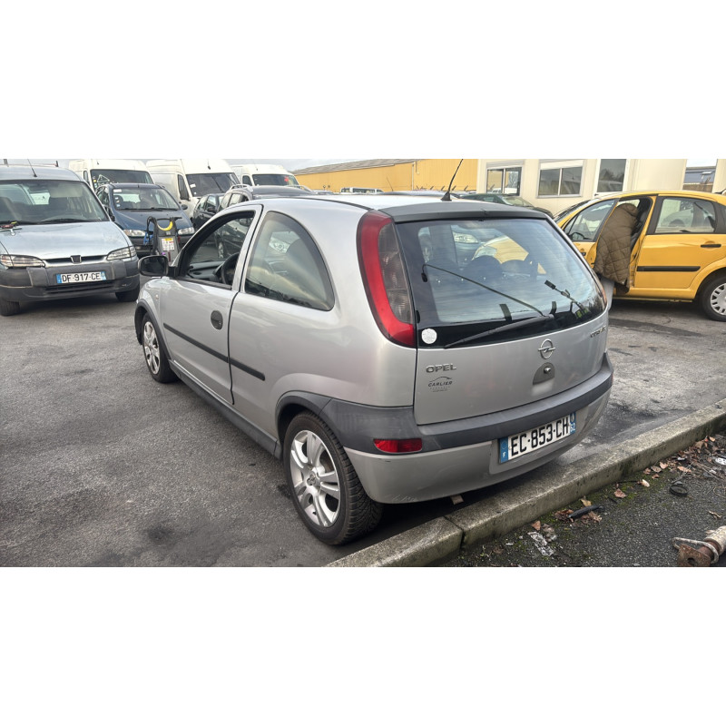Porte avant gauche OPEL CORSA C Photo n°10