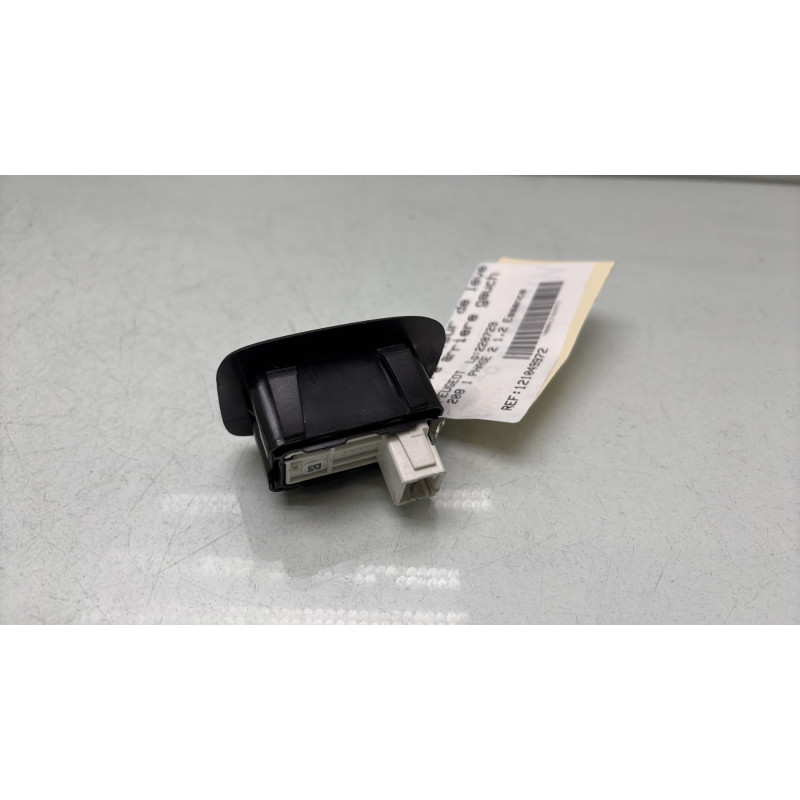 Interrupteur de leve vitre arriere gauche PEUGEOT 208 1 Photo n°2