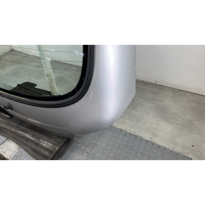 Malle/Hayon arriere FORD FIESTA 4 Photo n°4