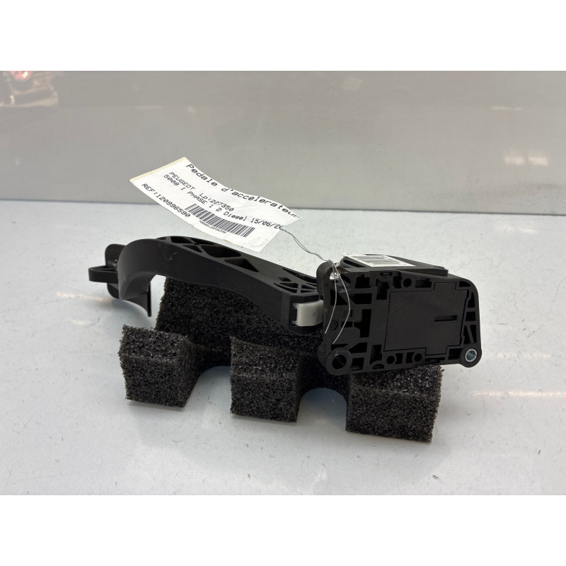 Pedale d'accelerateur PEUGEOT 5008 1 Photo n°4