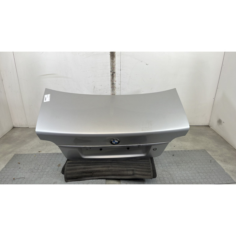 Malle/Hayon arriere BMW SERIE 5 E39 Photo n°1