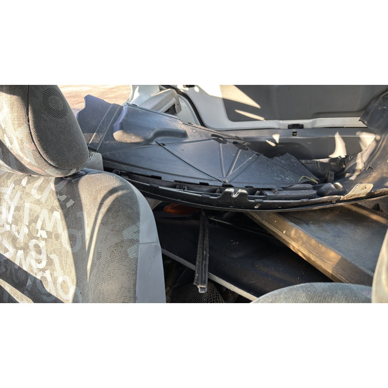 Pare choc arriere RENAULT TWINGO 1 Photo n°12