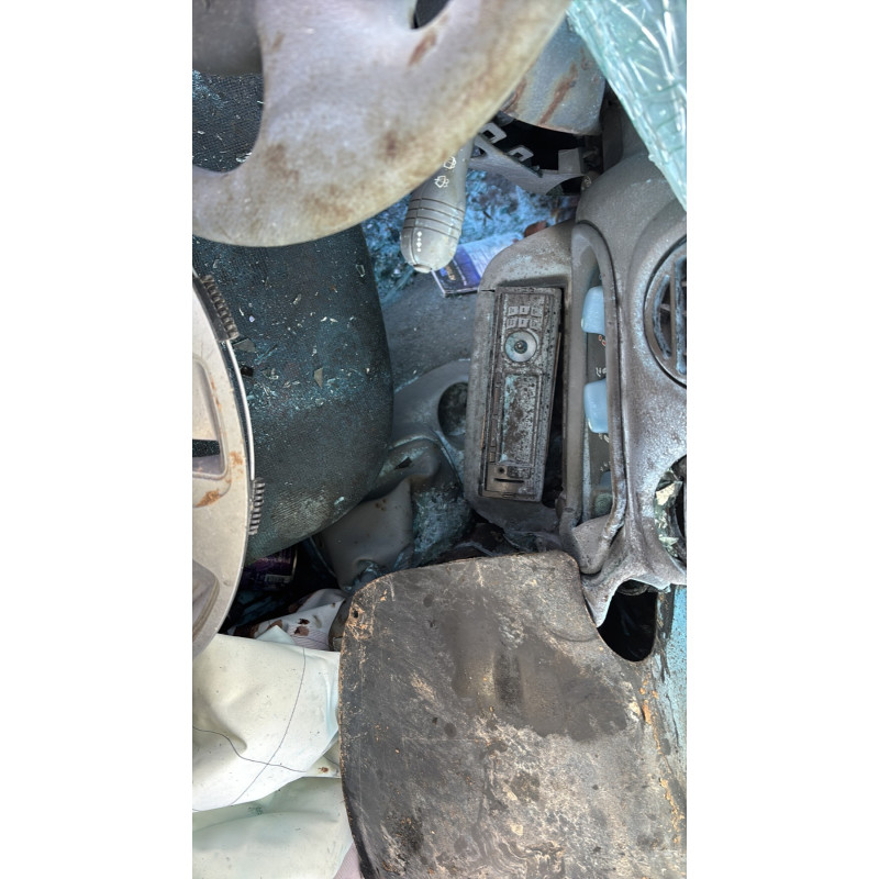 Pare choc arriere RENAULT TWINGO 1 Photo n°13