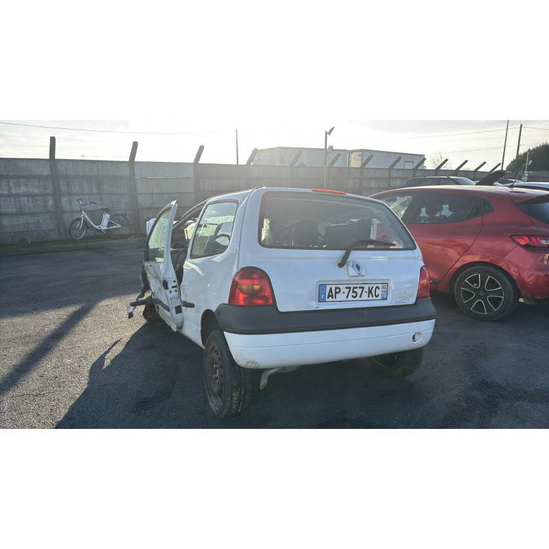 Pare choc arriere RENAULT TWINGO 1 Photo n°16