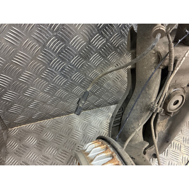 Essieu arriere RENAULT CAPTUR 1 Photo n°3