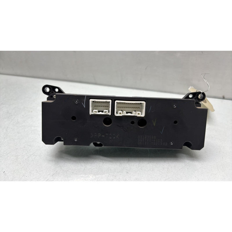Commande chauffage MITSUBISHI L 200 3 Photo n°2