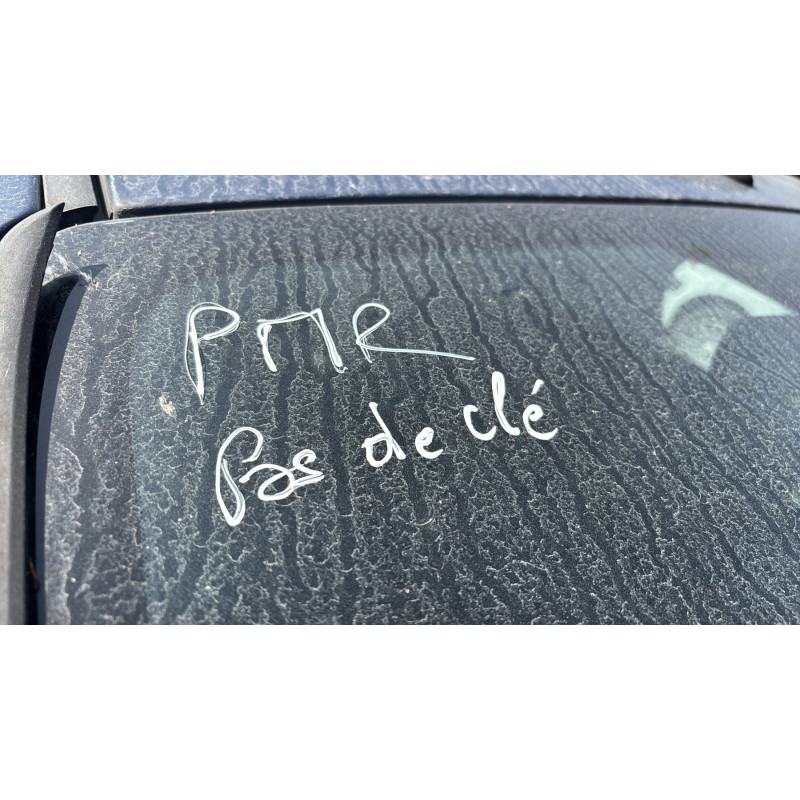 Calandre FORD FIESTA 6 Photo n°19