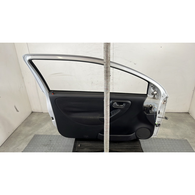 Porte avant gauche OPEL CORSA C Photo n°6