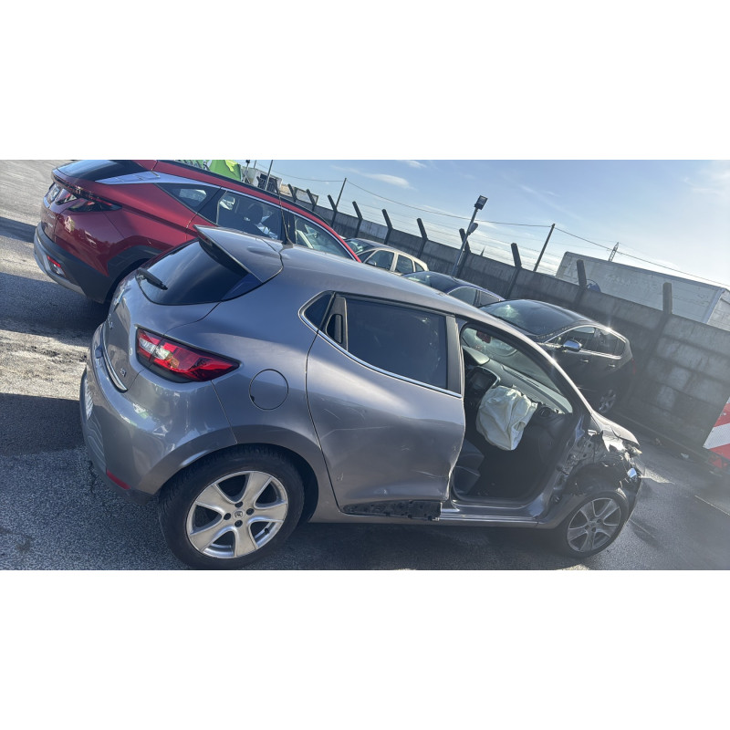 Feu arriere principal droit (feux) RENAULT CLIO 4 Photo n°11