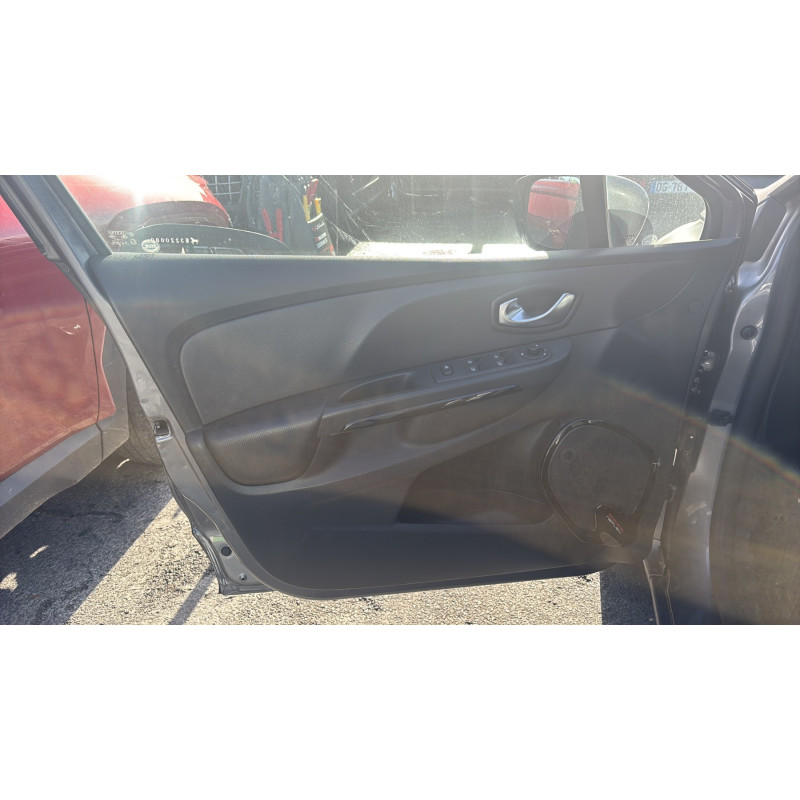 Feu arriere principal droit (feux) RENAULT CLIO 4 Photo n°15