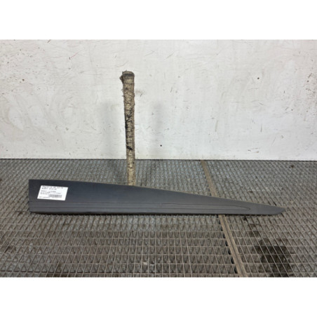 Baguette de porte avant droite RENAULT CLIO 4