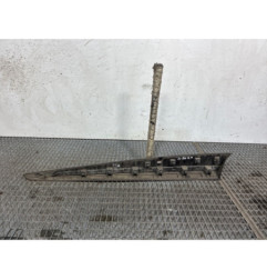 Baguette de porte avant droite RENAULT CLIO 4