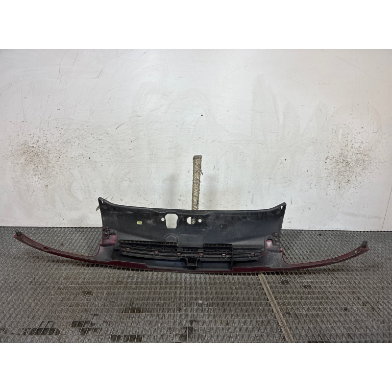 Calandre RENAULT CLIO 2 Photo n°4