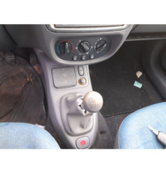 Calandre RENAULT CLIO 2
