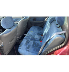 Calandre RENAULT CLIO 2