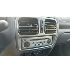 Calandre RENAULT CLIO 2