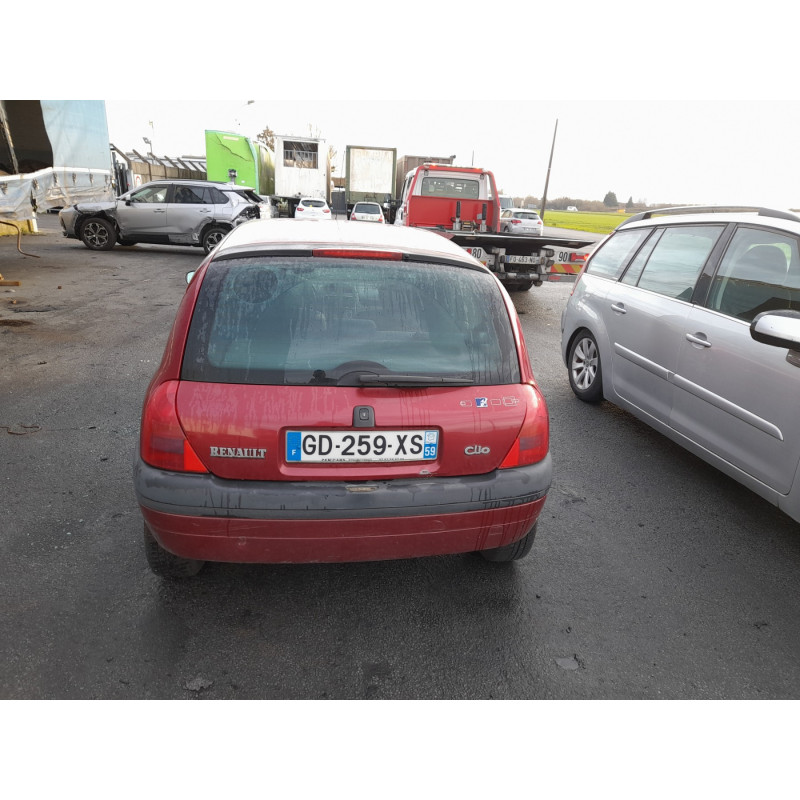 Capot RENAULT CLIO 2 Photo n°9