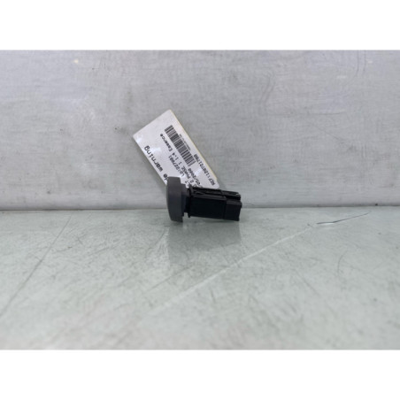Bouton de warning RENAULT CLIO 2