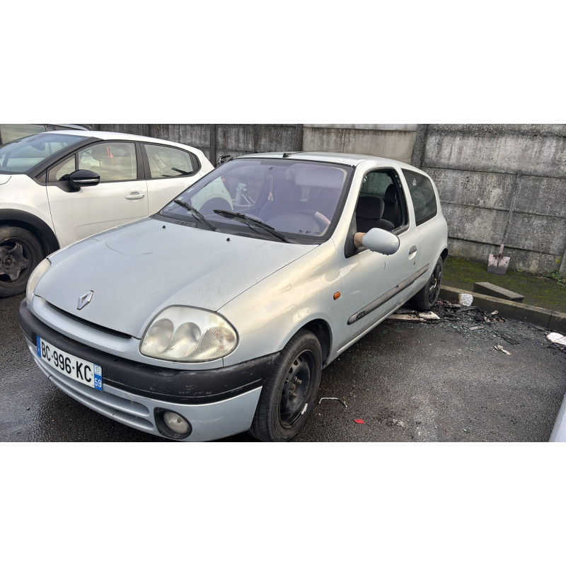 Calandre RENAULT CLIO 2 Photo n°5