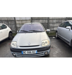 Calandre RENAULT CLIO 2
