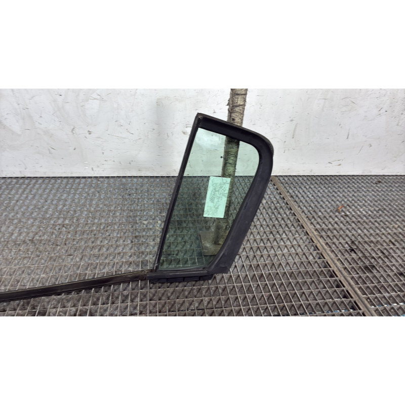 Custode arriere droit (porte) RENAULT CLIO 3 Photo n°4