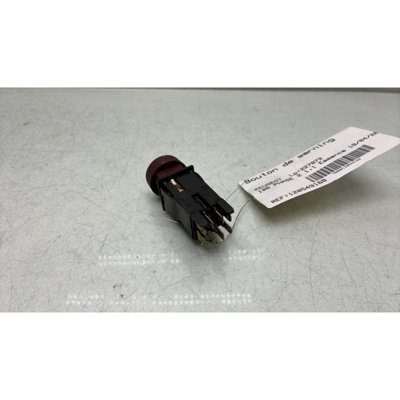 Bouton de warning PEUGEOT 106 Photo n°2