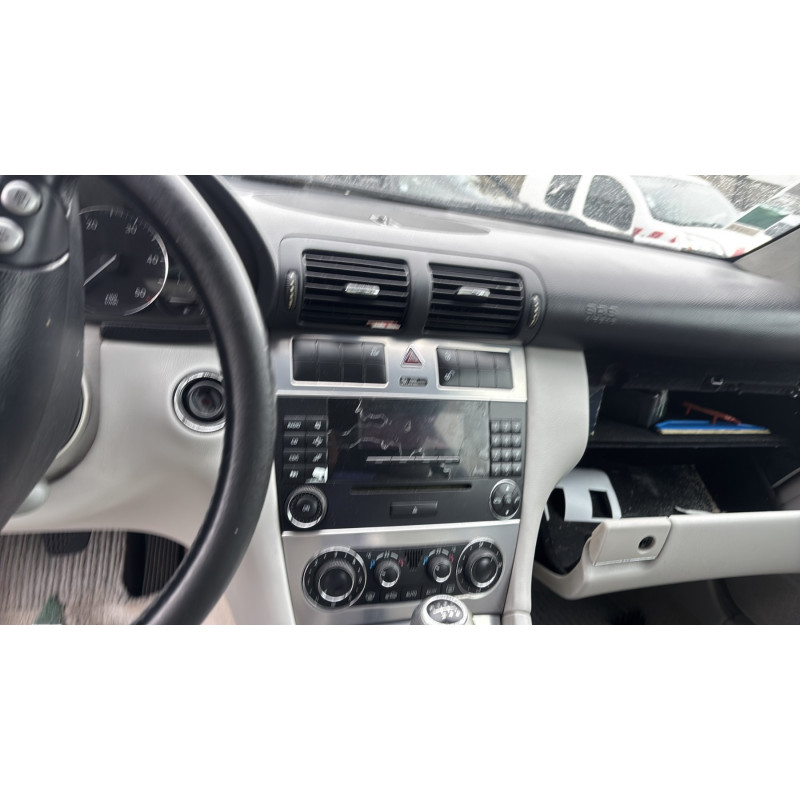 Verin de coffre MERCEDES CLASSE C 203 COUPE SPORT Photo n°20