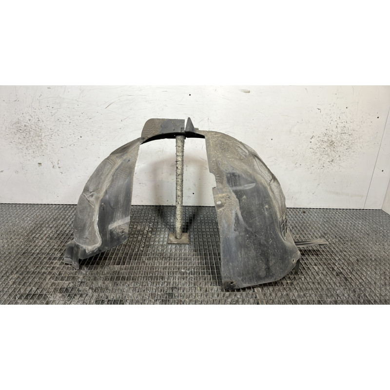 Pare boue avant gauche OPEL ASTRA J Photo n°1