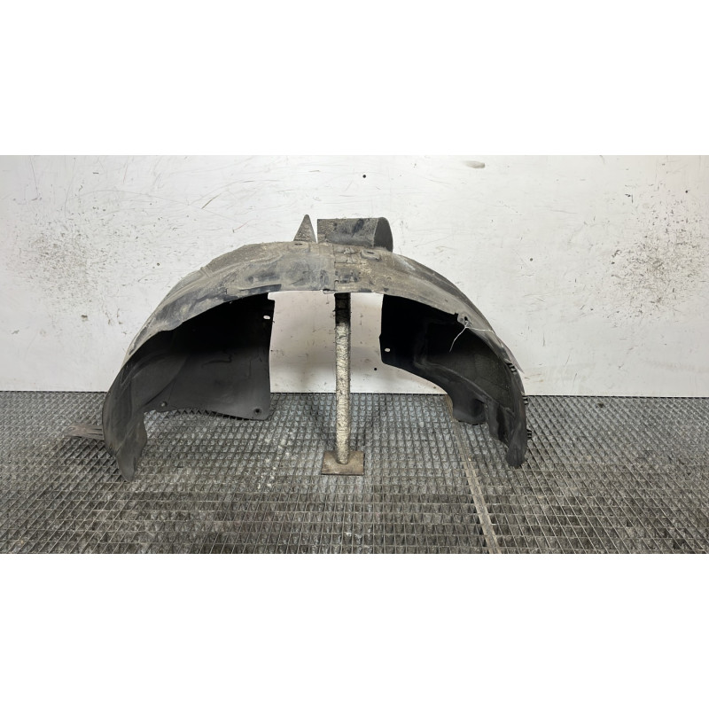 Pare boue avant gauche OPEL ASTRA J Photo n°4