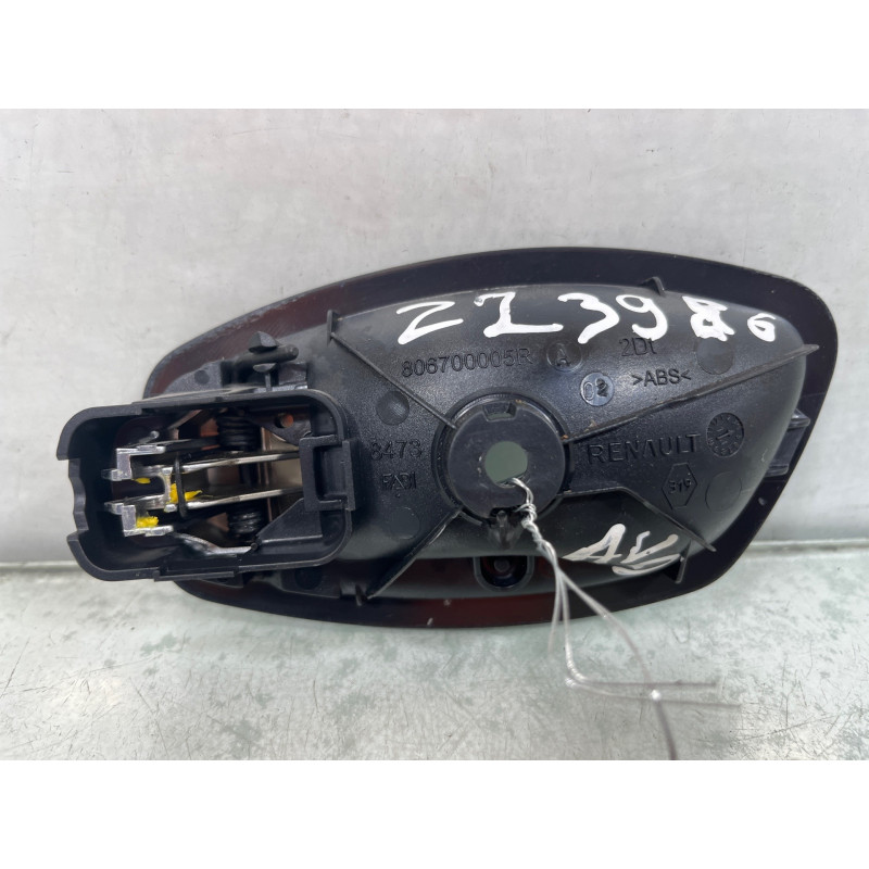 Poignee interieur avant droit RENAULT CAPTUR 1 Photo n°3