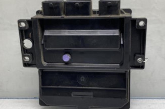 Calculateur moteur RENAULT CLIO 3