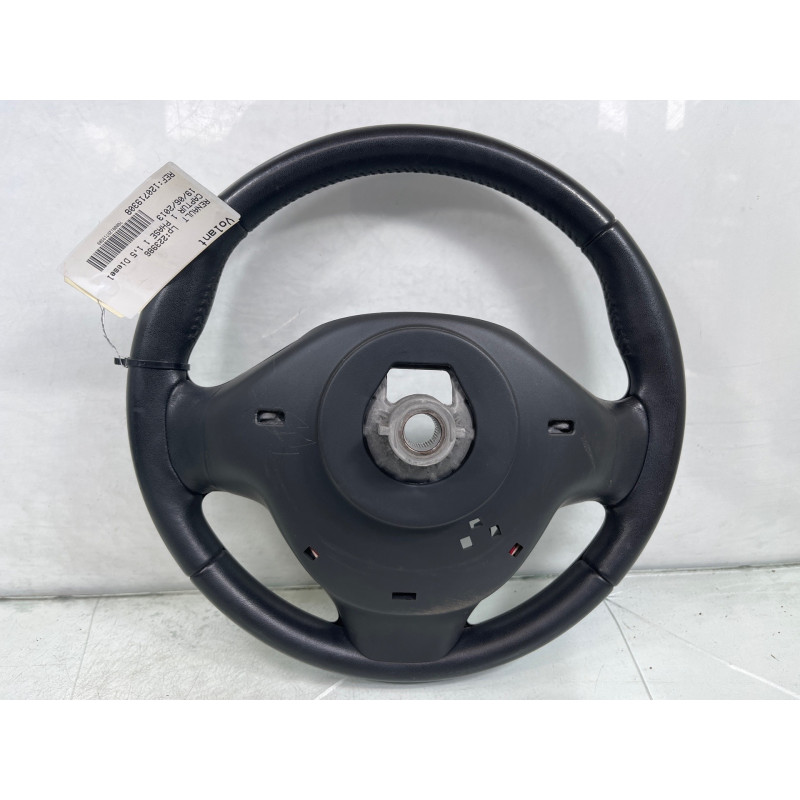 Volant RENAULT CAPTUR 1 Photo n°1