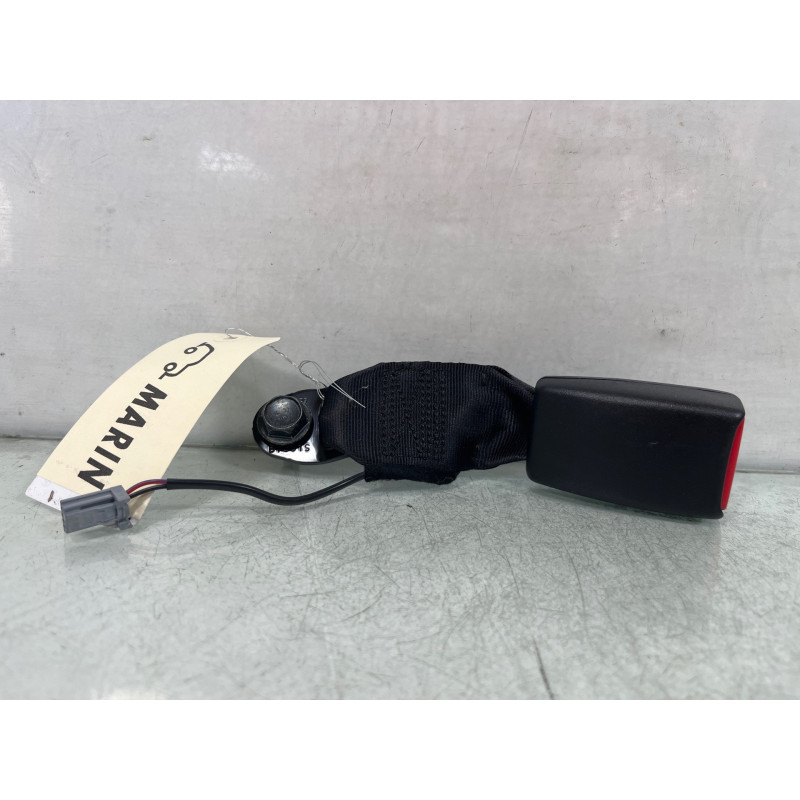 Attache ceinture arriere gauche RENAULT CAPTUR 1 Photo n°2