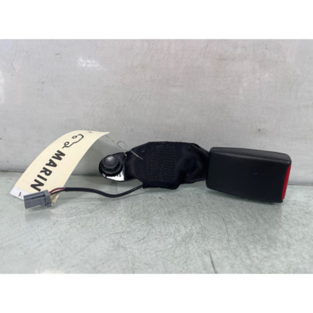 Attache ceinture arriere gauche RENAULT CAPTUR 1